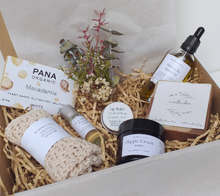 Load image into Gallery viewer, Mum To Be Pamper Gift Box