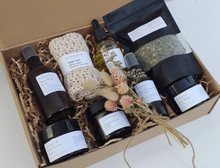 Load image into Gallery viewer, Essential Mum and Baby Pamper Gift Set Box