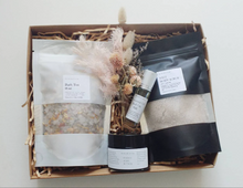 Load image into Gallery viewer, Mystical Gift Set Box